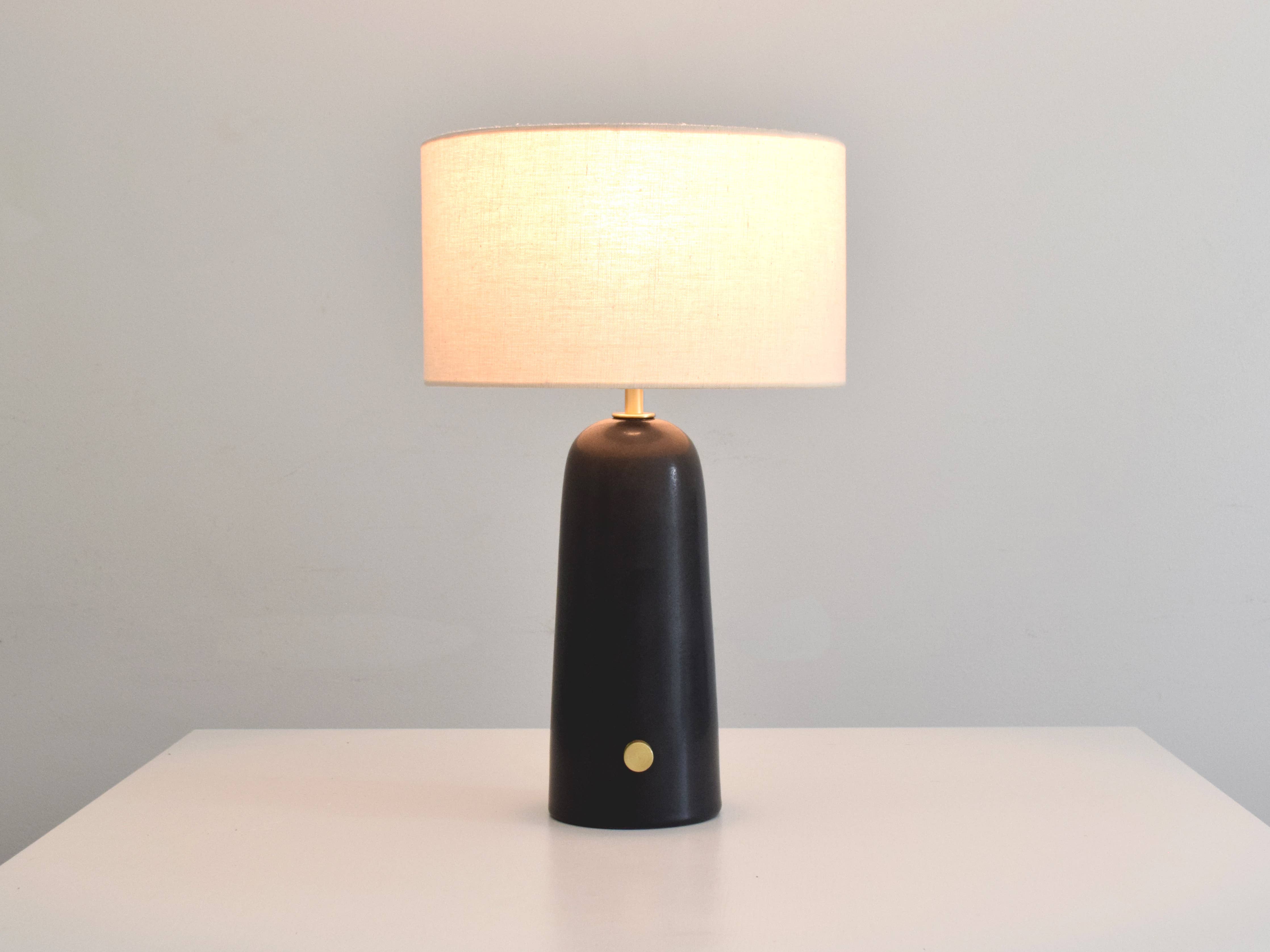 Armona Black - Handmade Dimmable Lamp: Gold / Drum