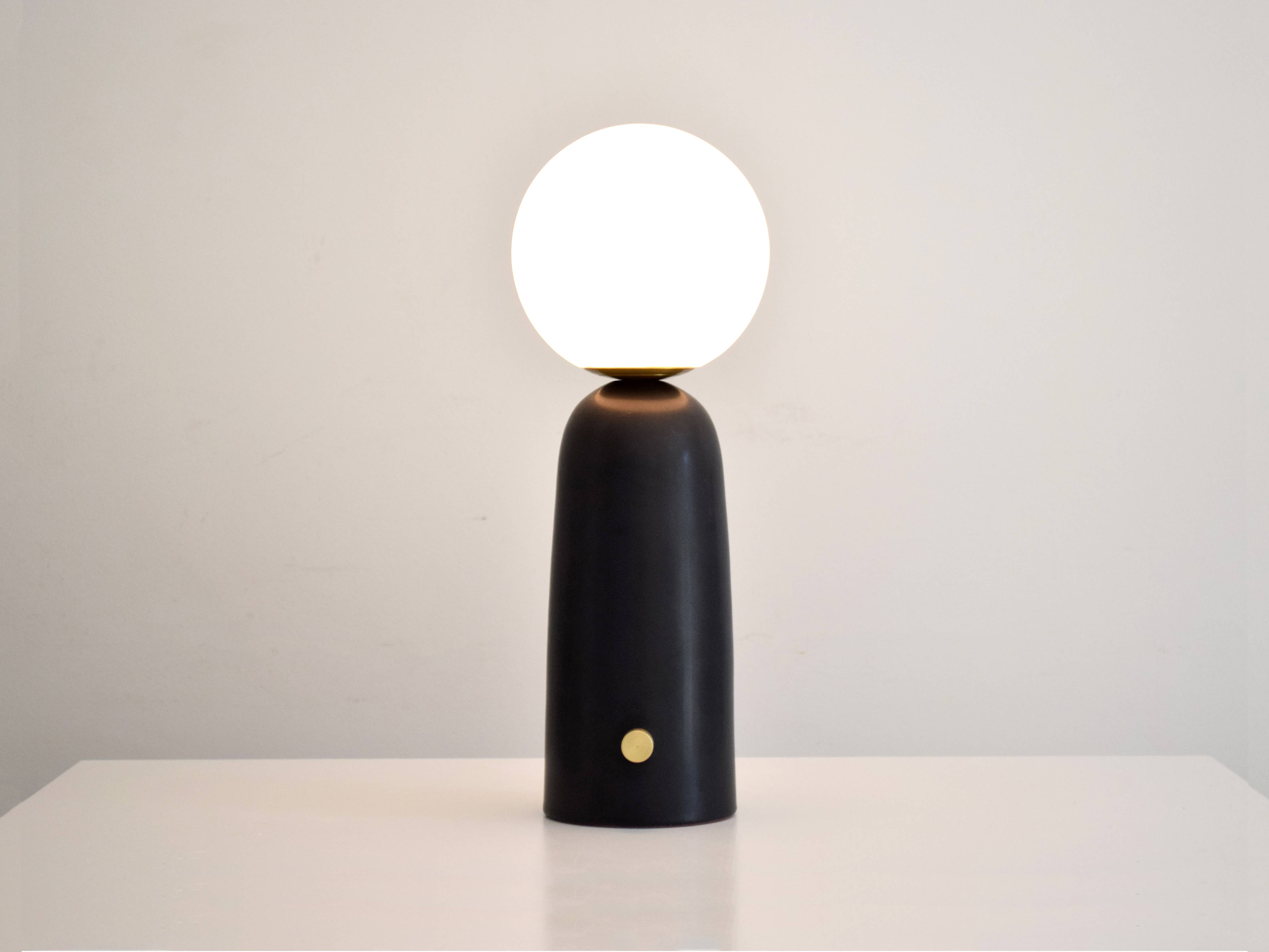 Armona Globe - Handmade Dimmable Table Lamp: Black / Gold